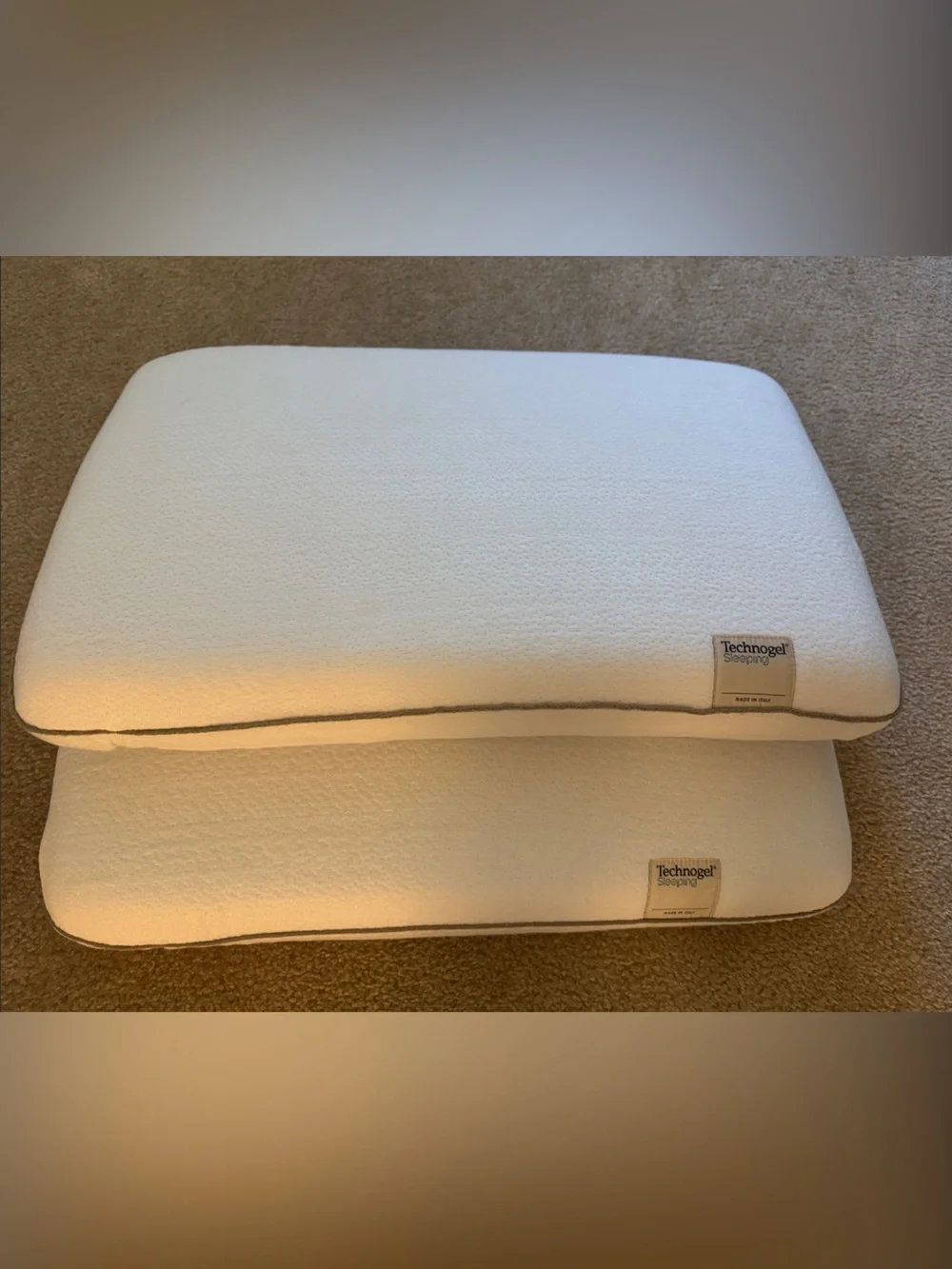 Technogel Deluxe Thin Pillow